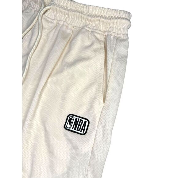 NBA Boys Large Basketball Shorts Beige Blue Drawstring Pockets - Picture 2 of 6